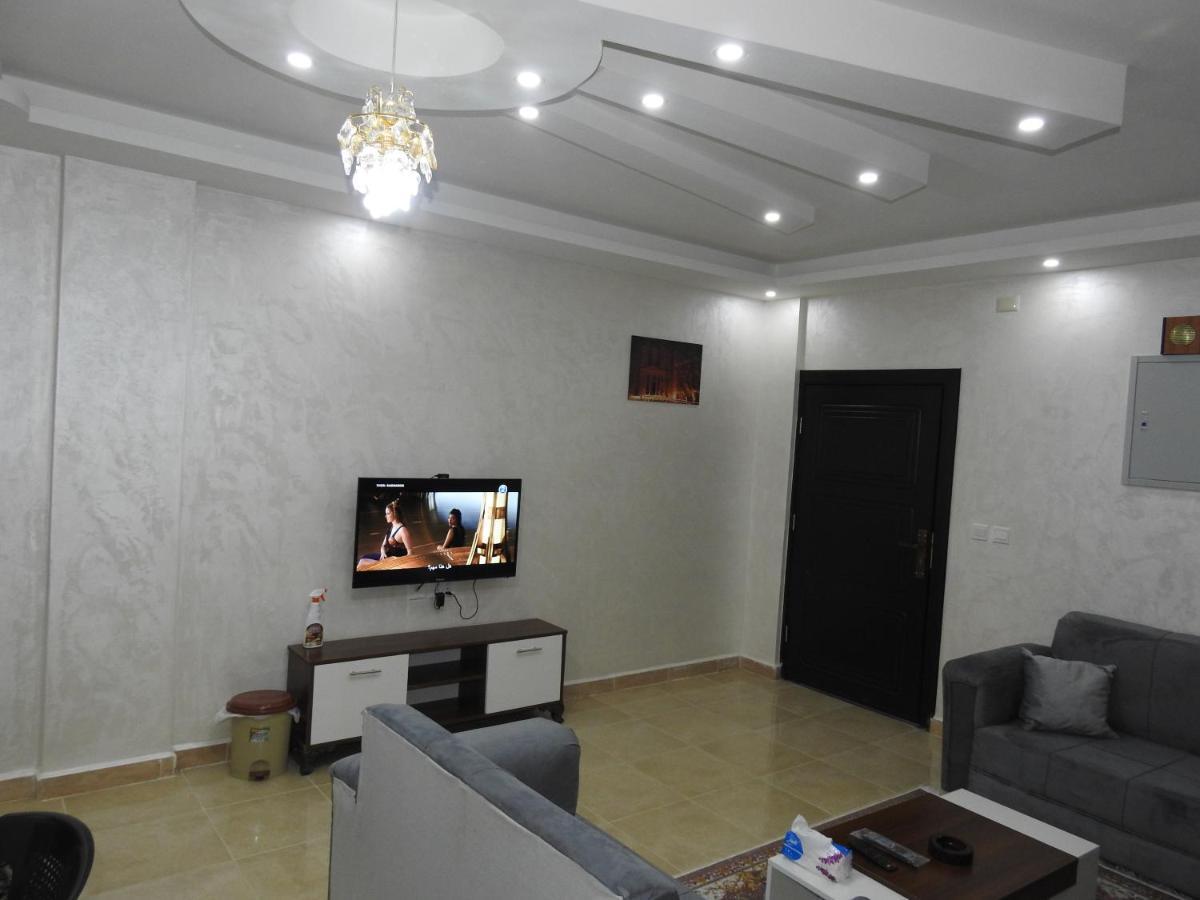 Amro Petra Apartment Wadi Musa Exterior photo